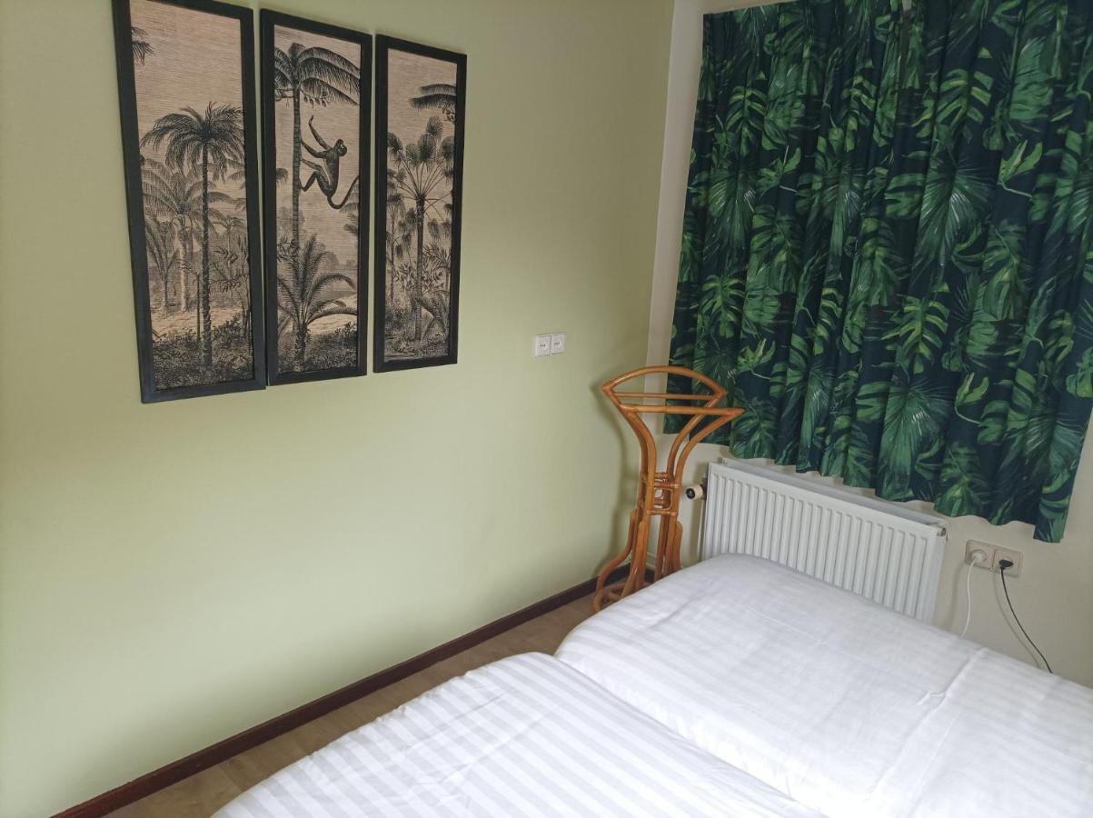 Vakantie Appartement De Havezate Roden Bagian luar foto