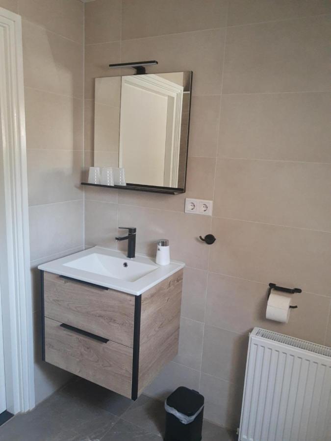 Vakantie Appartement De Havezate Roden Bagian luar foto