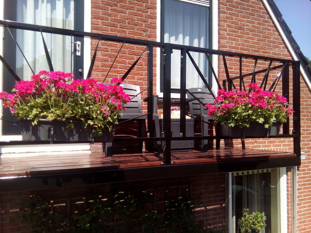 Vakantie Appartement De Havezate Roden Bagian luar foto